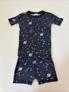 Hanna Andersson Navy Space Rocket Pajama Set with Multicolor Stars
